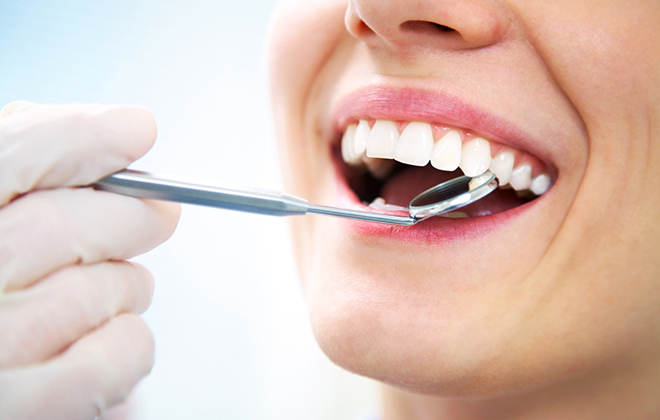 Cea mai frecventa interventie chirurgicala in stomatologie este extractia dentara! Cabinetul de Zambete te astepta pentru a scapa de durere sau infectii! Totul la doar 55 lei in loc de 110 lei! Zona Iancului!