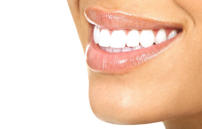 Si tu poti avea dantura perfecta! Coroana metalo ceramica dentara total fizionomica Consultatie Plan de Tratament Sfaturi igiena orala la doar 379 lei in loc de 550 lei la Andodent Expert!