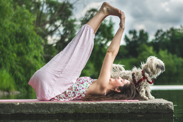 Imagine cupon oferta - 
										Abonament YogaTraditionala!  
										Bhairavi Yoga iti ofera 4 sesiuni Yoga + Respiratii + Meditatie + Bonus: 1 masaj yoga, la doar 90 lei in loc de 250 lei, la 10 minute de Piata Unirii!  Iti promitem cea mai profunda stare de relaxare pe care ai trait-o vreodata!
									